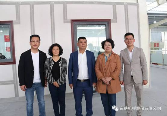 熱烈祝賀墻委會(huì )2019年會(huì )暨綠色墻材高峰論壇圓滿(mǎn)落幕 熱烈祝賀墻委會(huì )2019年會(huì )暨綠色墻材高峰論壇圓滿(mǎn)落幕