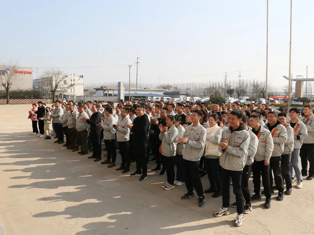 激情運動(dòng)，快樂(lè )工作——東岳機械股份舉辦第四屆趣味運動(dòng)會(huì )